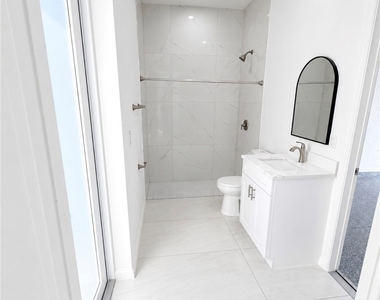 3409 31st Street W - Photo Thumbnail 15