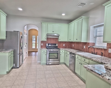 20243 Louetta Crossing Drive - Photo Thumbnail 2