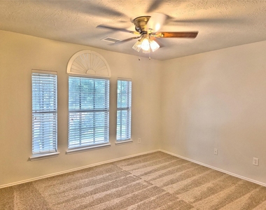 20243 Louetta Crossing Drive - Photo Thumbnail 17
