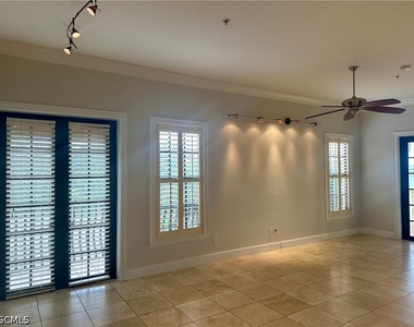 1625 Se 46th Street - Photo Thumbnail 1