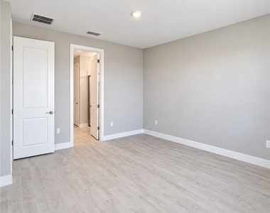 44643 Plumeria Street - Photo Thumbnail 6