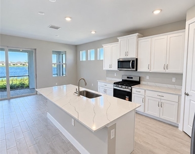 44643 Plumeria Street - Photo Thumbnail 3