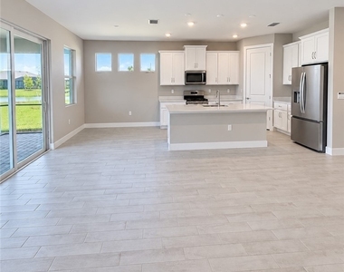 44643 Plumeria Street - Photo Thumbnail 4