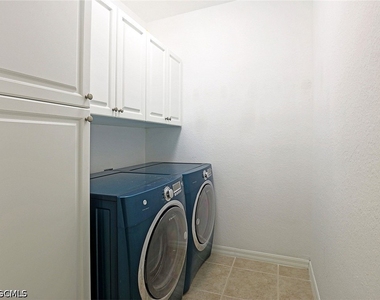 9836 Catena Way - Photo Thumbnail 10