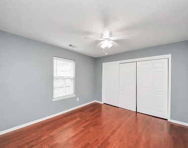 622 Fernglade Drive - Photo Thumbnail 24