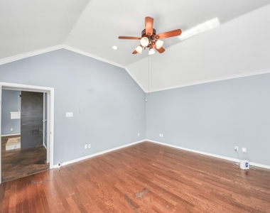 622 Fernglade Drive - Photo Thumbnail 16