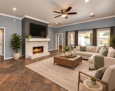 622 Fernglade Drive - Photo Thumbnail 3