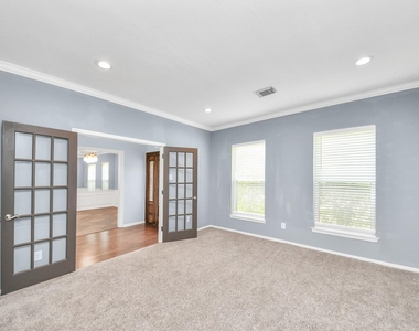 622 Fernglade Drive - Photo Thumbnail 6