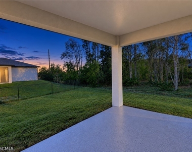 767 Crystal Avenue S - Photo Thumbnail 5