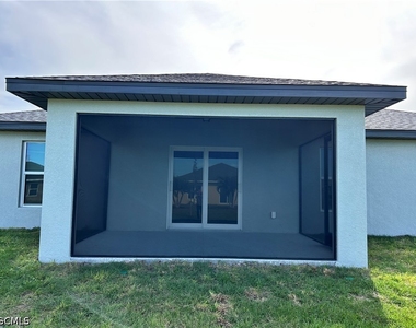 1011 Nw 22nd Terrace - Photo Thumbnail 24