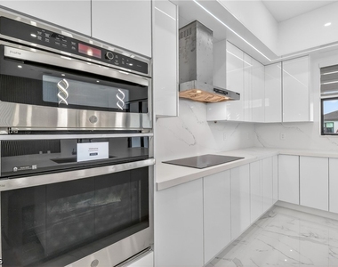 4107 16th Street Sw - Photo Thumbnail 11