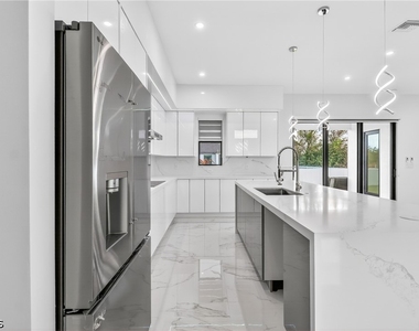 4107 16th Street Sw - Photo Thumbnail 15