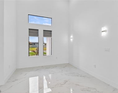 4107 16th Street Sw - Photo Thumbnail 23