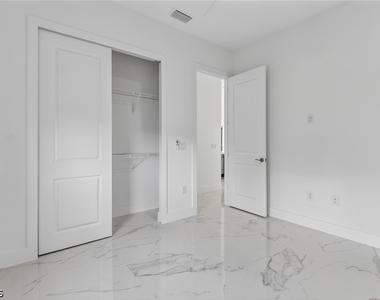 4107 16th Street Sw - Photo Thumbnail 31