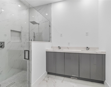 4107 16th Street Sw - Photo Thumbnail 19