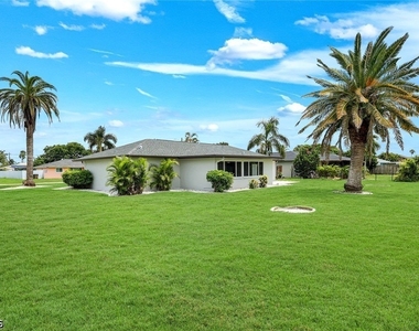 1202 Se 14th Terrace - Photo Thumbnail 19