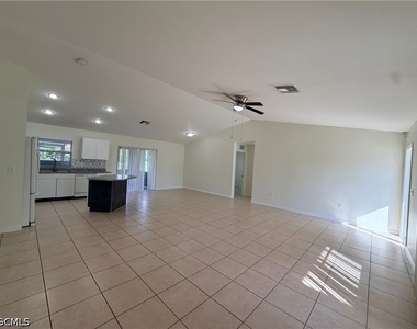 671 Dauphine Avenue S - Photo Thumbnail 1
