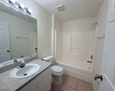 671 Dauphine Avenue S - Photo Thumbnail 12