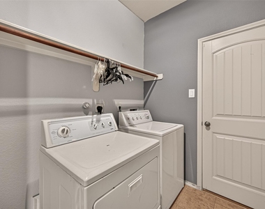 22023 Westerpine Lane - Photo Thumbnail 24