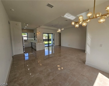1211 Mckinley Avenue - Photo Thumbnail 15