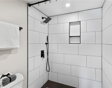 25804 Cockleshell Drive - Photo Thumbnail 18