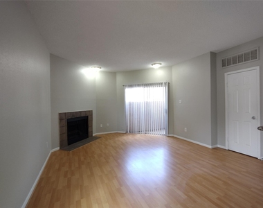 10855 Meadowglen Lane - Photo Thumbnail 1