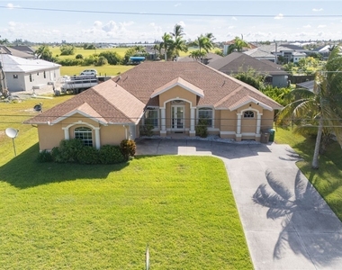 621 Nw 37th Avenue - Photo Thumbnail 38