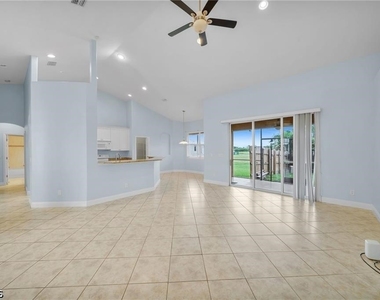 621 Nw 37th Avenue - Photo Thumbnail 21