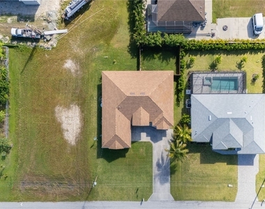 621 Nw 37th Avenue - Photo Thumbnail 33