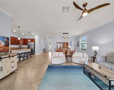 19408 Elston Way - Photo Thumbnail 10
