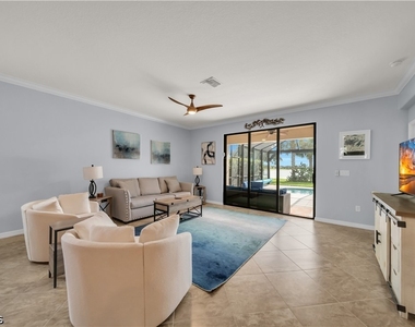19408 Elston Way - Photo Thumbnail 8