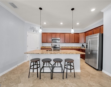 19408 Elston Way - Photo Thumbnail 3