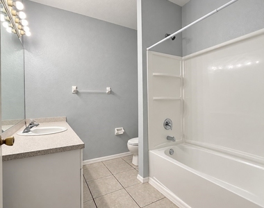 1117 Sw 48th Terrace - Photo Thumbnail 9