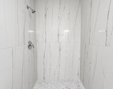 1111 Cherokee Avenue - Photo Thumbnail 13