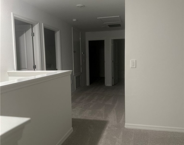 11610 Savanna Lakes Boulevard - Photo Thumbnail 14