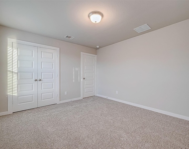 6343 Buffalo Bend Lane - Photo Thumbnail 39