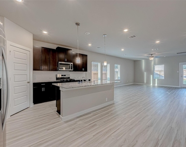 6343 Buffalo Bend Lane - Photo Thumbnail 10