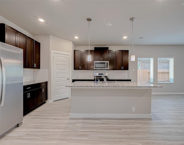 6343 Buffalo Bend Lane - Photo Thumbnail 11