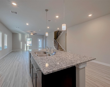 6343 Buffalo Bend Lane - Photo Thumbnail 12