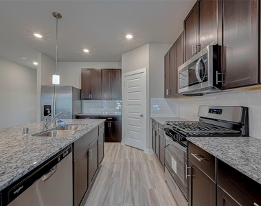6343 Buffalo Bend Lane - Photo Thumbnail 15