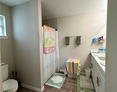 354 Mangonia Avenue - Photo Thumbnail 12