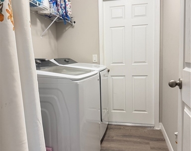 354 Mangonia Avenue - Photo Thumbnail 13