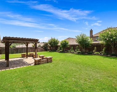 1527 Holly Chase Court - Photo Thumbnail 24