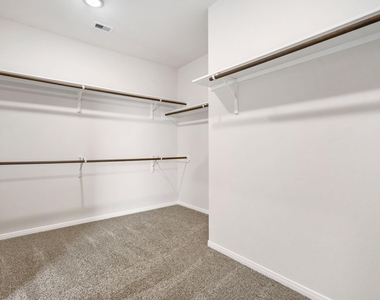 1527 Holly Chase Court - Photo Thumbnail 18