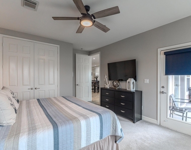 7039 Kingston Cove Lane - Photo Thumbnail 21