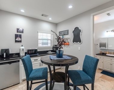 7039 Kingston Cove Lane - Photo Thumbnail 28