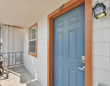 5320 Polk St Street - Photo Thumbnail 3
