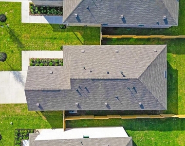 18606 Tulip Creek Drive - Photo Thumbnail 13