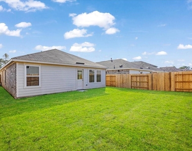 18606 Tulip Creek Drive - Photo Thumbnail 12