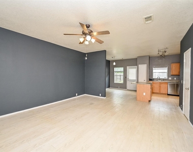 23850 Pebworth Place - Photo Thumbnail 3